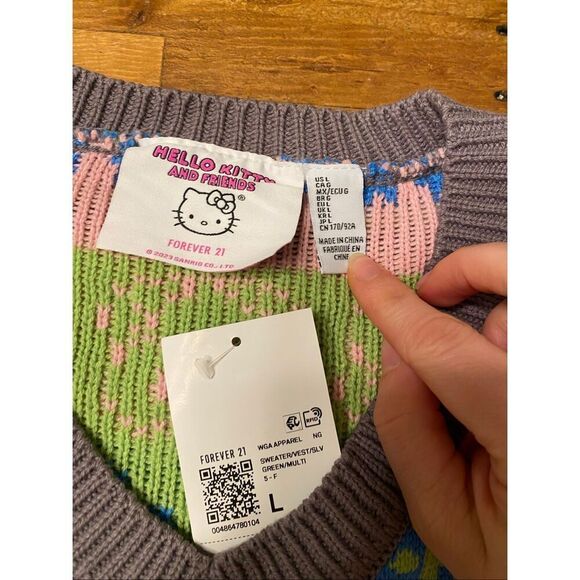 Hello Kitty Large NWT Keroppi sweater vest crop Top forever 21 - Picture 4 of 8